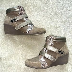 9 Anne Klein Sport Wedge Shoes